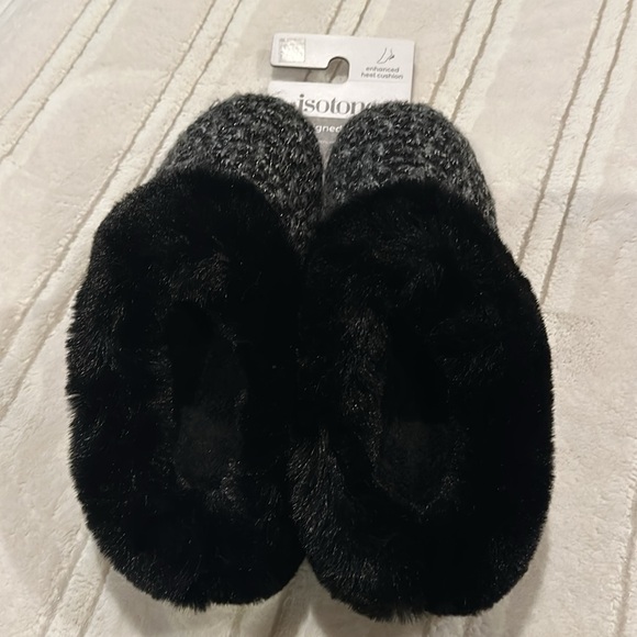 Positioned slippers size XL or size 10 enhanced heel cushion - Picture 2 of 5